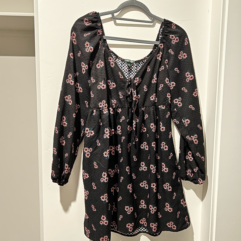 Floral babydoll mini dress